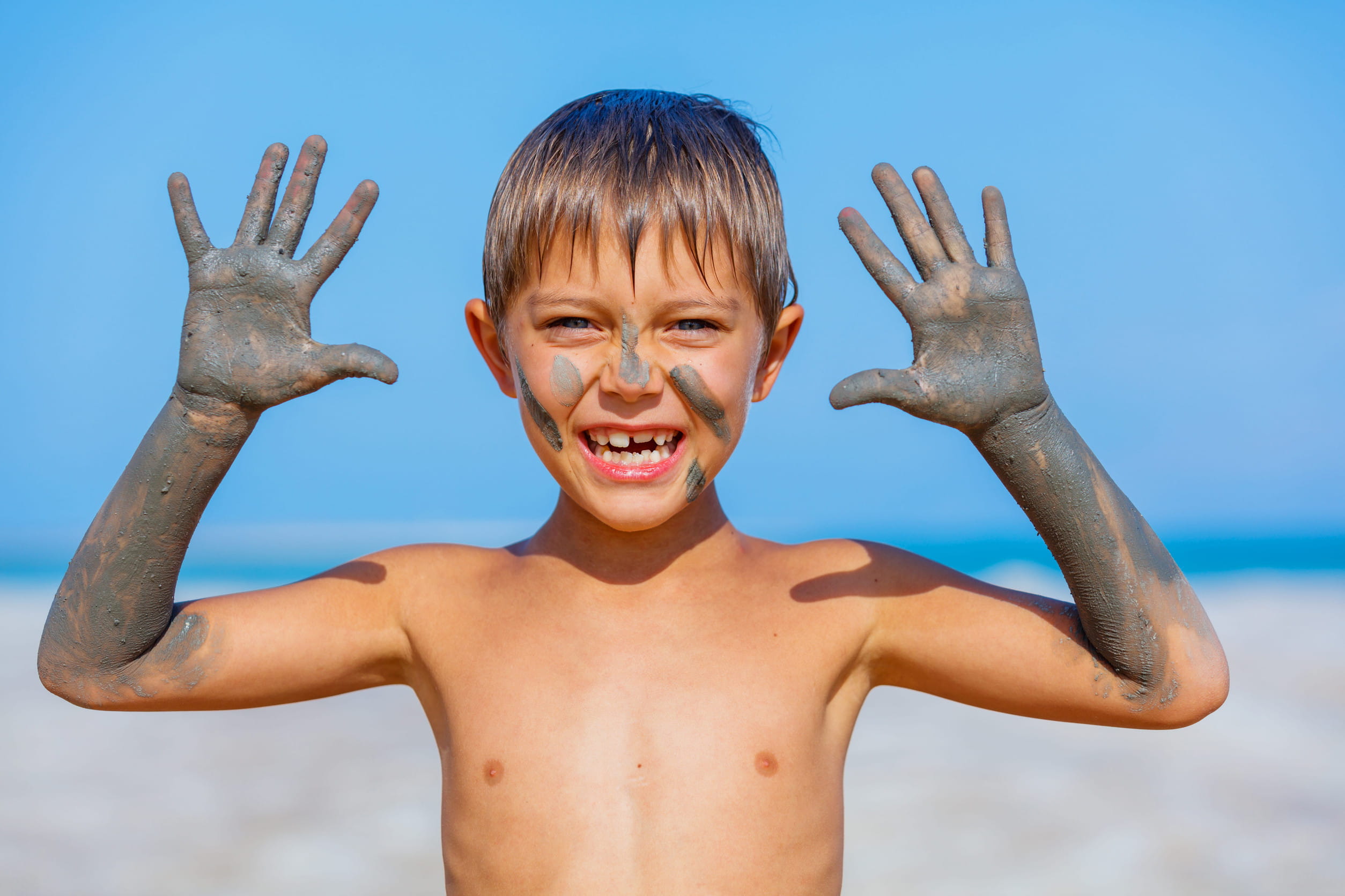 Dead Sea mud bath treatment